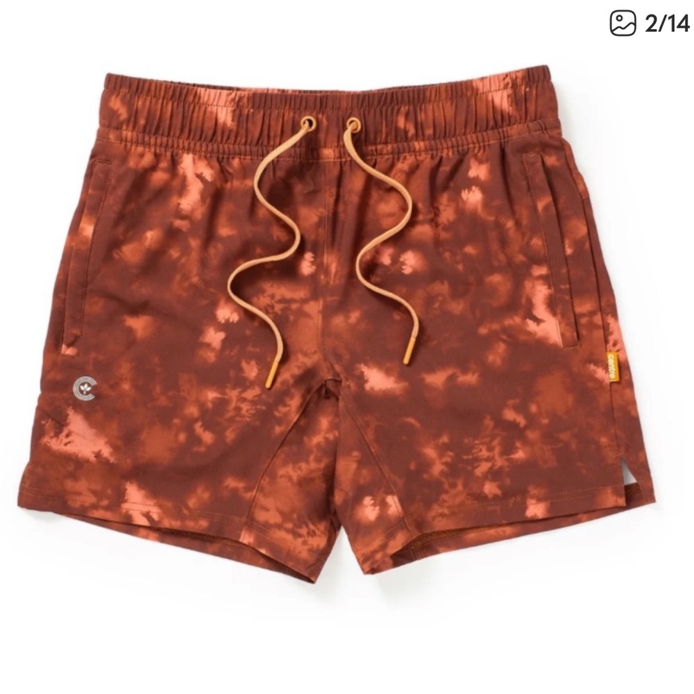Centre Shorts 6in